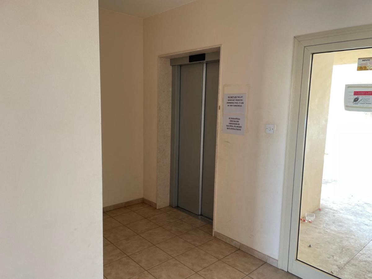 Kings Resort 1 Bedroom Apartment Paphos Eksteriør bilde